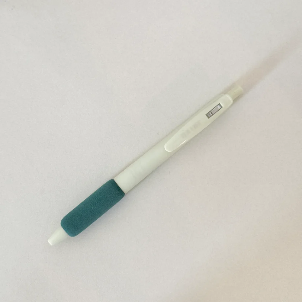 Soft Grip Pens Green - Image 5